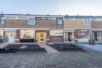 Foto van een aangekochte woning (Weverijstraat, 's-Gravendeel)