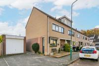 Foto van een aangekochte woning (Valkenkamp, Maarssen)
